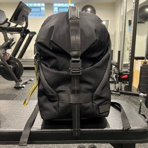 TUMI Tahoe Finch backpack travel suitcase carryon